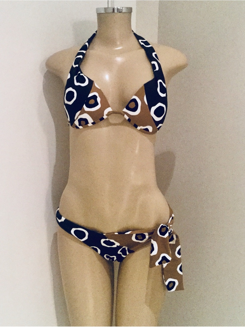 AGUA DE COCO ANIMAL PRINT HALTER BIKINI. - Picture 3 of 11